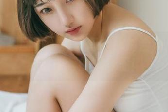 GIRLT果团网 – 林弯弯的旗袍合集：打破视觉疲劳的壁纸王！