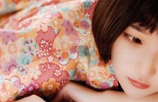GIRLT果团网 – 陈雅漫的睡衣：这图里我看到了什么？