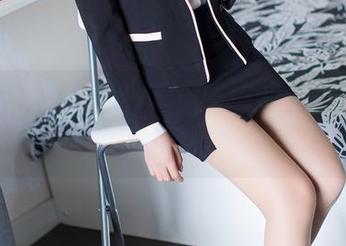 IMiss爱蜜社 – 喂，小宝酱的海边写真来了，原图里海浪的呼唤你听到了吗？