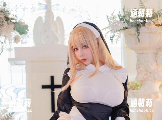 KANEKO_咔喵 KANEKO_咔喵的美图,豹纹不止是衣服的选择,还有种让人捧心的魔力