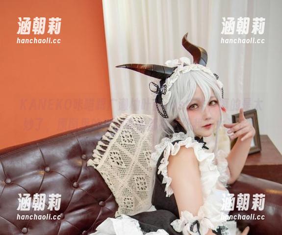 KANEKO咔喵跟广濑柚叶的cos合作，真的是太妙了，原图里的每种表情都有点让我不太淡定。