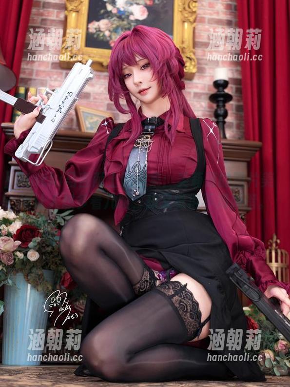 Machi马吉献上的合集：芙莉莲的图片美得让人想多看几眼，却又觉得不知所措。