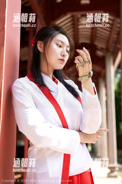 MiiTao蜜桃社 - 透过爱丽莎Lisa的镜头，这套合集里的每个剧情都太‘叛逆’了！