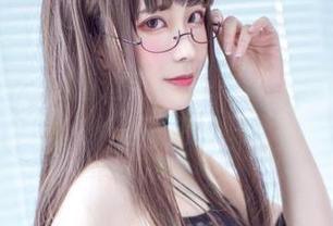 Sakiiii翎柒的海边灵魂照,亲们原图来啦,水盐味超足