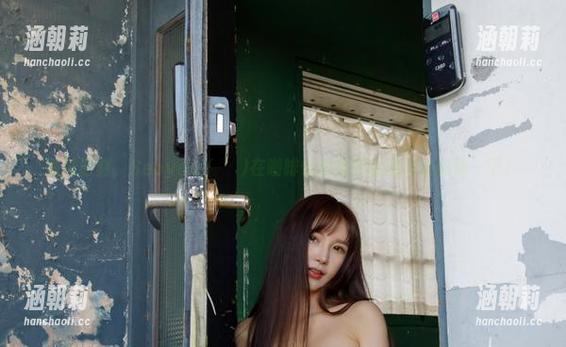 精选时刻，Seoyool(서율)在咖啡馆的美图让我小心脏动一下！