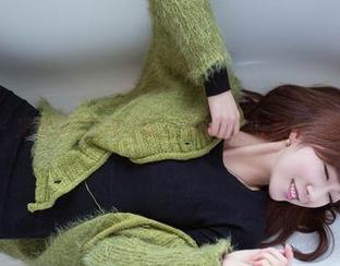 TuiGirl – 冯雨芝高跟鞋写真，似乎迷失在那优雅的弧度里。