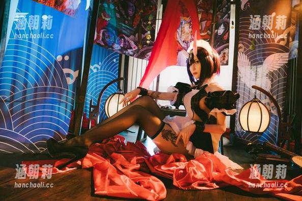 看！Vams子的粉色轰炸：美图频频出击，谁能招架？
