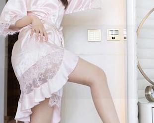 Xiuren秀人网 – 这才是“美图”-Angela喜欢猫大发好人卡,足部细节也太到位了吧!