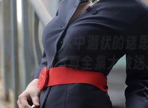 Xiuren秀人网 – 水中潜伏的迷思——叶梦轩泳池写真全集大放送
