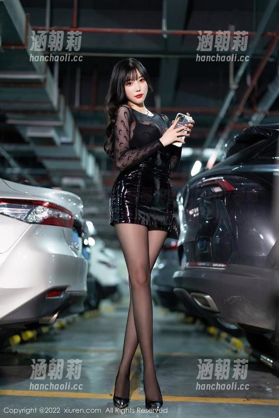 Xiuren秀人网-智恩baby Xiuren秀人网 - 靓丽的智恩baby和她的福利丝袜,原图也太养眼了吧!