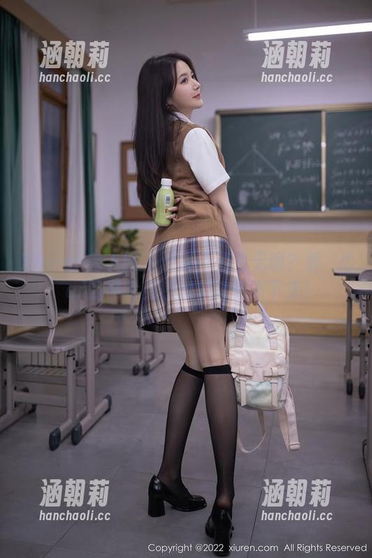 Xiuren秀人网-玥儿玥er Xiuren秀人网 - 谁说办公室无聊?看玥儿玥er的照片灵感迸发得停不下来!