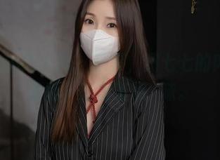 Xiuren秀人网 – 稍等，甜七七的肉丝高清版，这里有点曖昧。