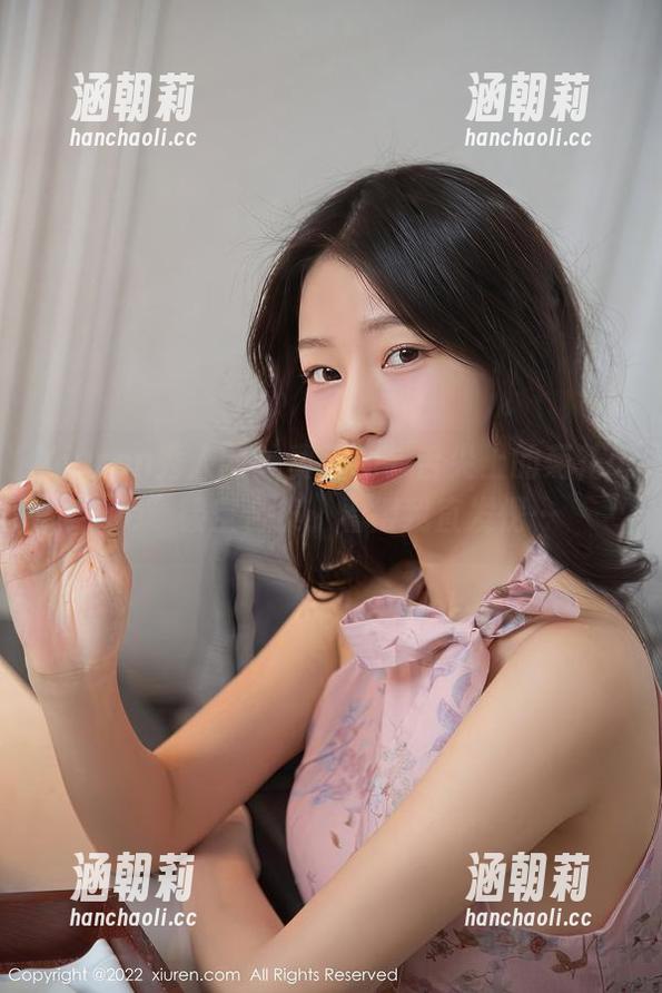 Xiuren秀人网-舌尖上的菊花ace Xiuren秀人网 - 真正的“舌尖上的菊花ace”镂空合集,看得我直发愣…