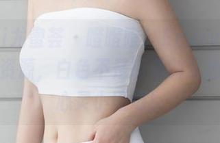 YouMi尤蜜荟 – 噔噔噔！Emily顾奈奈酱最新资源，白色不是简单的配色，而是心灵小剧场！