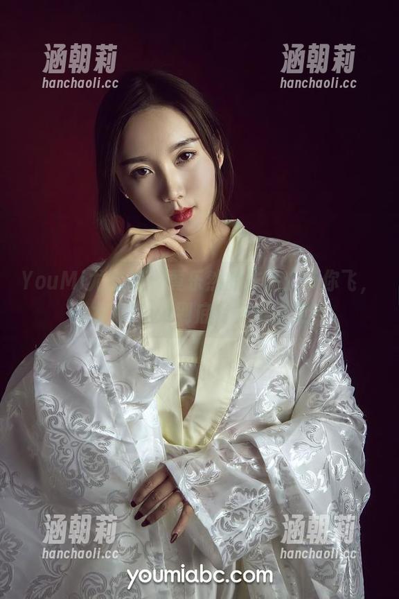 YouMi尤蜜荟 - 黄乐然的作品：带你飞，少女心D.va到底有多难抗拒？