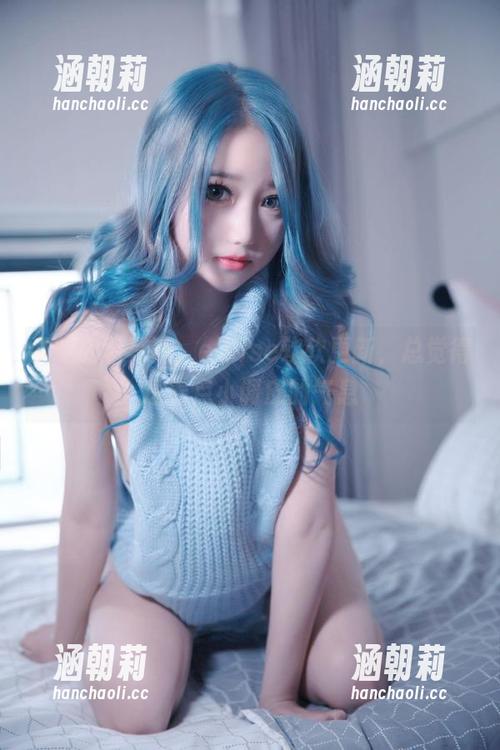 学妹的新写真，eloise软软更新，总觉得透着点小调皮的气息