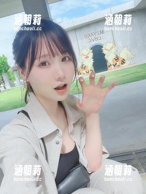 けん研 けん研这波秘书风潮的照片合集,有点意思哦!