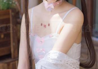 幽灵课堂：五更百鬼的教室写真合集多姿多彩！