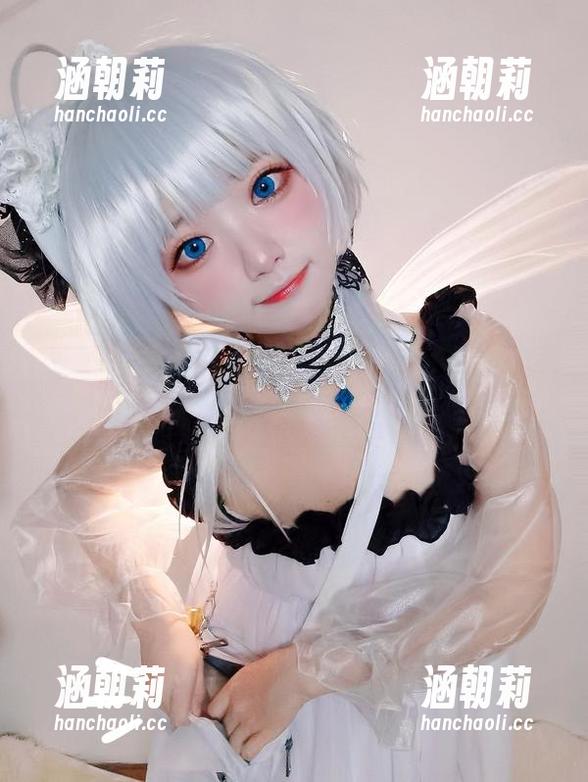 谁说海边只能晒太阳？伊喵君_Nya的最新资源肯定是另有玄机！