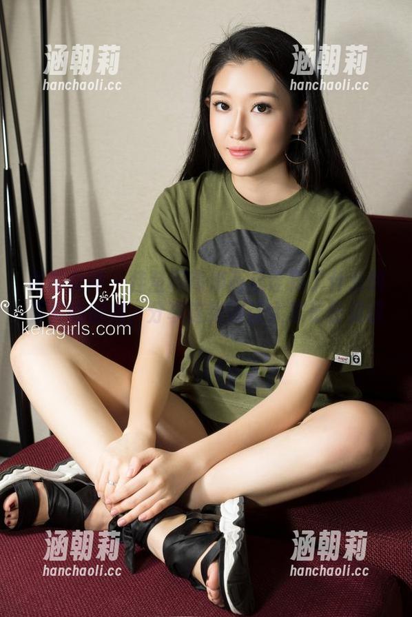 克拉女神-佳莹 克拉女神 - 佳莹用高清画质诠释了什么叫真实的御姐,分享这张得让大家长长见识。