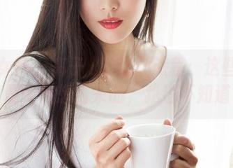 克拉女神 – 高子琁的瑜伽旅程：这些姿势是如何想出来的，我也不知道
