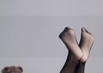 微密圈 – 高清兔宝妮to写真的透明魔力：眼前一亮，我是不是该加点心事到这‘清透’里呢