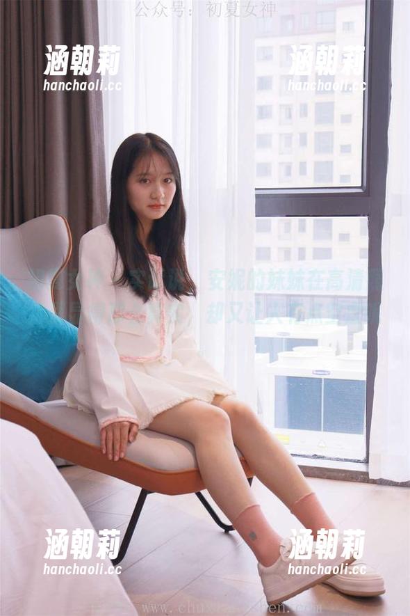 初夏女神-安妮 初夏女神 - 实话说,安妮的妹妹在高清照片里显得那么真实,却又让人有点空虚呢。