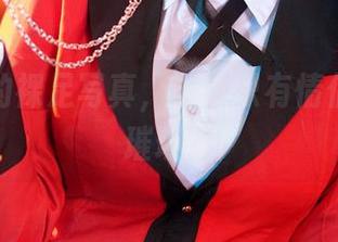 半半子的裸足写真，谁说只有情侣的手才璀璨？