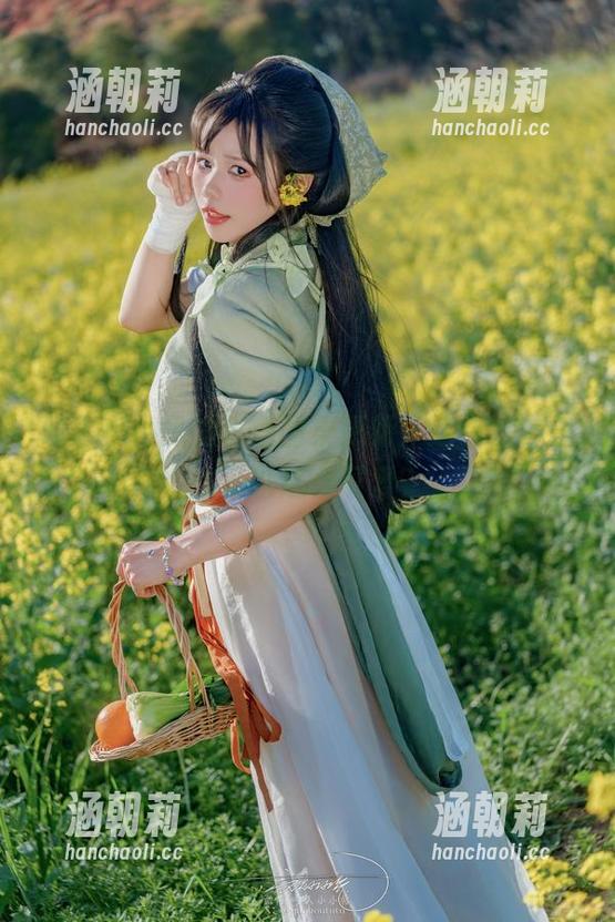 咬人小小兔的粉色图集更新：这色，它怎么可以这么可爱？