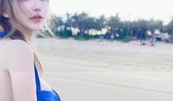 有啾小妍Deer金发芭比的图包，谁还需要行走的画报？！