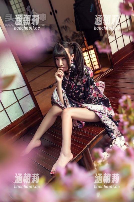 头条女神 - 白泡皱透的柠檬酱：这浴缸作品绝了！