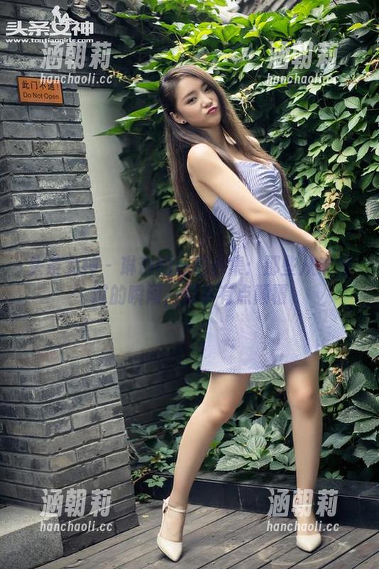 头条女神-琳琳 头条女神 - 琳琳的自拍合集:那些从未发过的瞬间,似乎有点颠覆