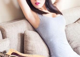 头条女神 – 美纳子这学妹图包让我想问，是不是每个学院都有这样的学妹？