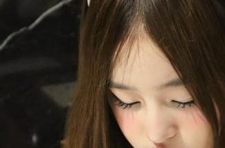 微密圈 – 这组红色内衣作品集，能否让小优优子翻转你的想法？