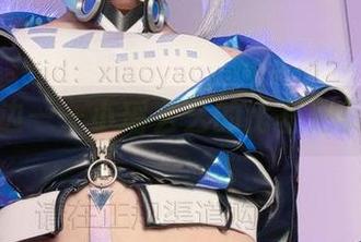 透明无边——小瑶幺幺的比基尼美图合集