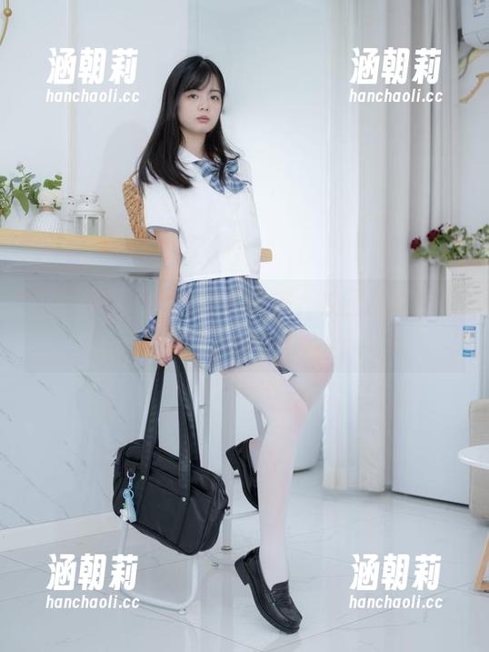 少女秩序 - 图册里的小满，校园的味道，原图又会怎样？