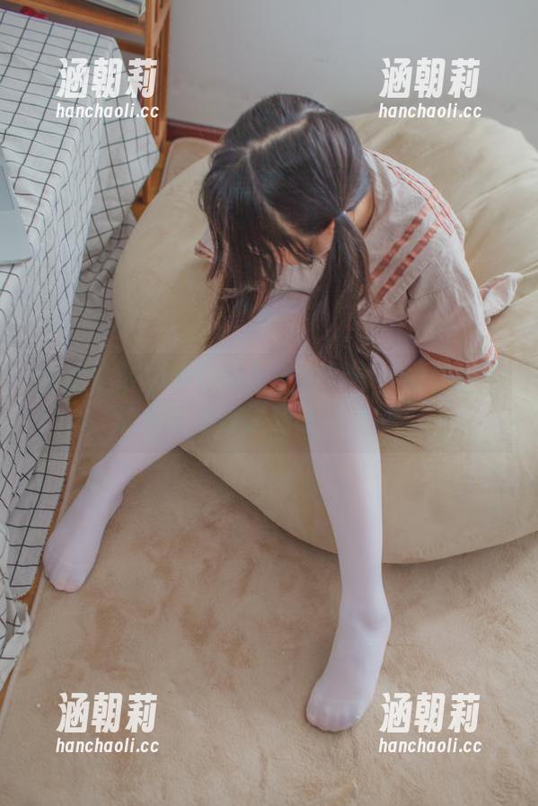 少女秩序 - 免费图册上线！小鱼的美足能让你的观赏视角变得生动。