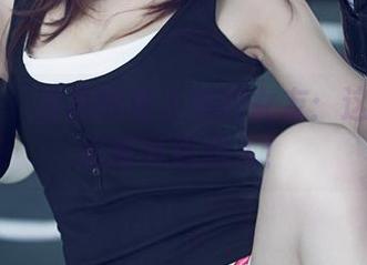 尤果网 – 当晨曦遇上她的女友：这组写真比情书还动人！