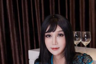 尤物馆 – 一组Kely香香在教室里的套图,怎么看都是在放飞自我啊
