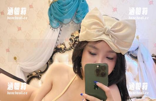 张鑫baby 微密圈 - 当张鑫baby在体操服中展现自己:作品里的每一个细节都在说话