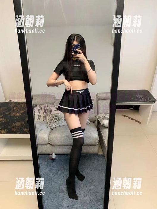 提袜少女 微密圈 - 提袜少女的JK照,下载前请先备好网盘容量,别说我没提醒你!