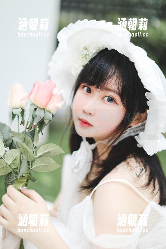 当牛仔裤遇到是依酱呀：谁说平凡不能惊艳的写真？