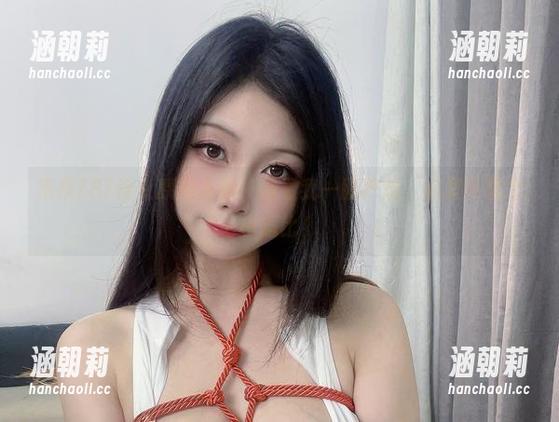 末夜787修女原图分享：别看我一脸严肃，心里可是个小逗比！