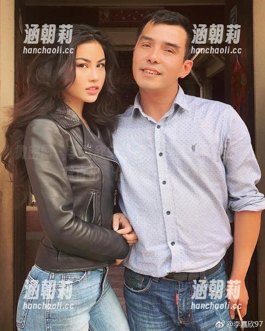 微密圈 - 李嘉欣97少女写真值得下载，趣味百出，你能坚持几秒？