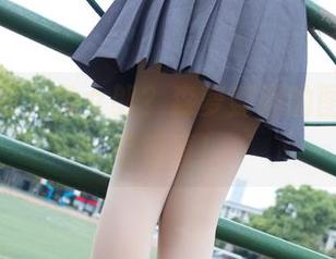 黑丝网袜，免女郎？森萝财团的图集中总有惊喜！