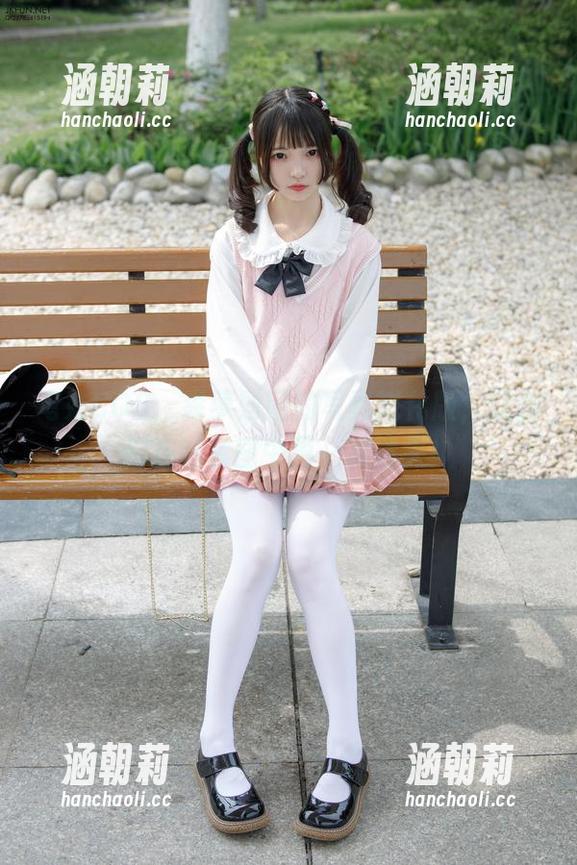 穹妹COS，森萝财团的写真进化版，让我们在这套图中再一次迷失！