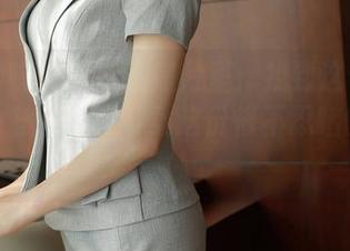 模范学院 – 答案在照片里：找到这个人间荒糖女孩，快来下载这份惨不忍睹的诱惑！