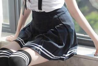 模范学院 – 走过路过不要错过，郑颖姗Bev的裸足写真分享让你目不暇接，哈哈！