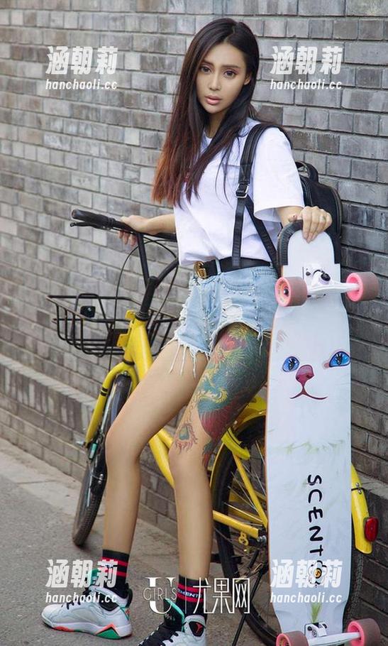 爱尤物 - 免费图册来啦——李丽莎的小众玩法，你怕不怕？