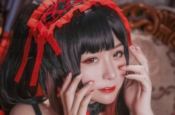 意想不到的泳装穿搭：猫九酱的女仆角色化图集精选，来砸钱吧！
